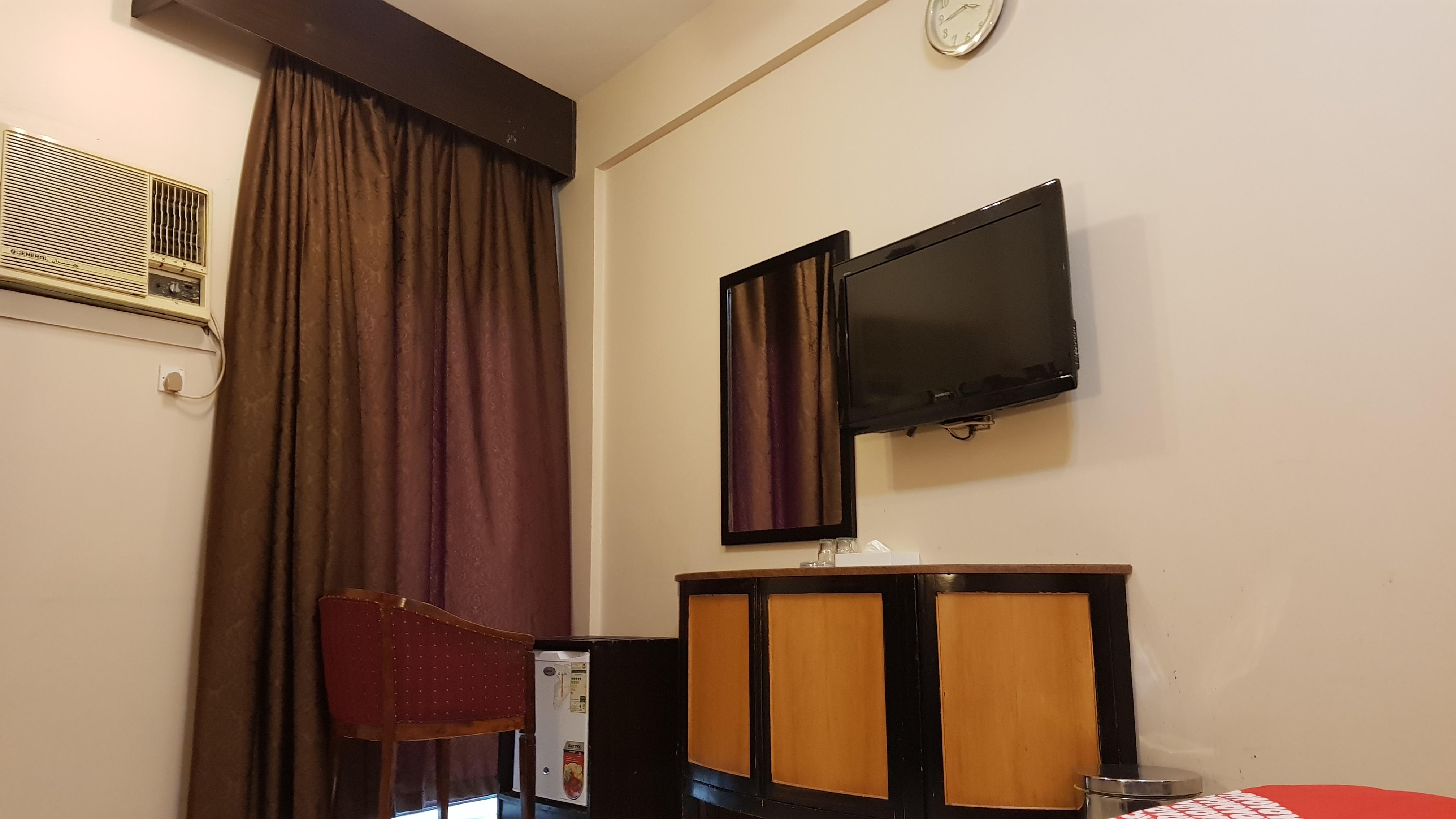 Oyo 491 Rahab Hotel Dubai Ngoại thất bức ảnh